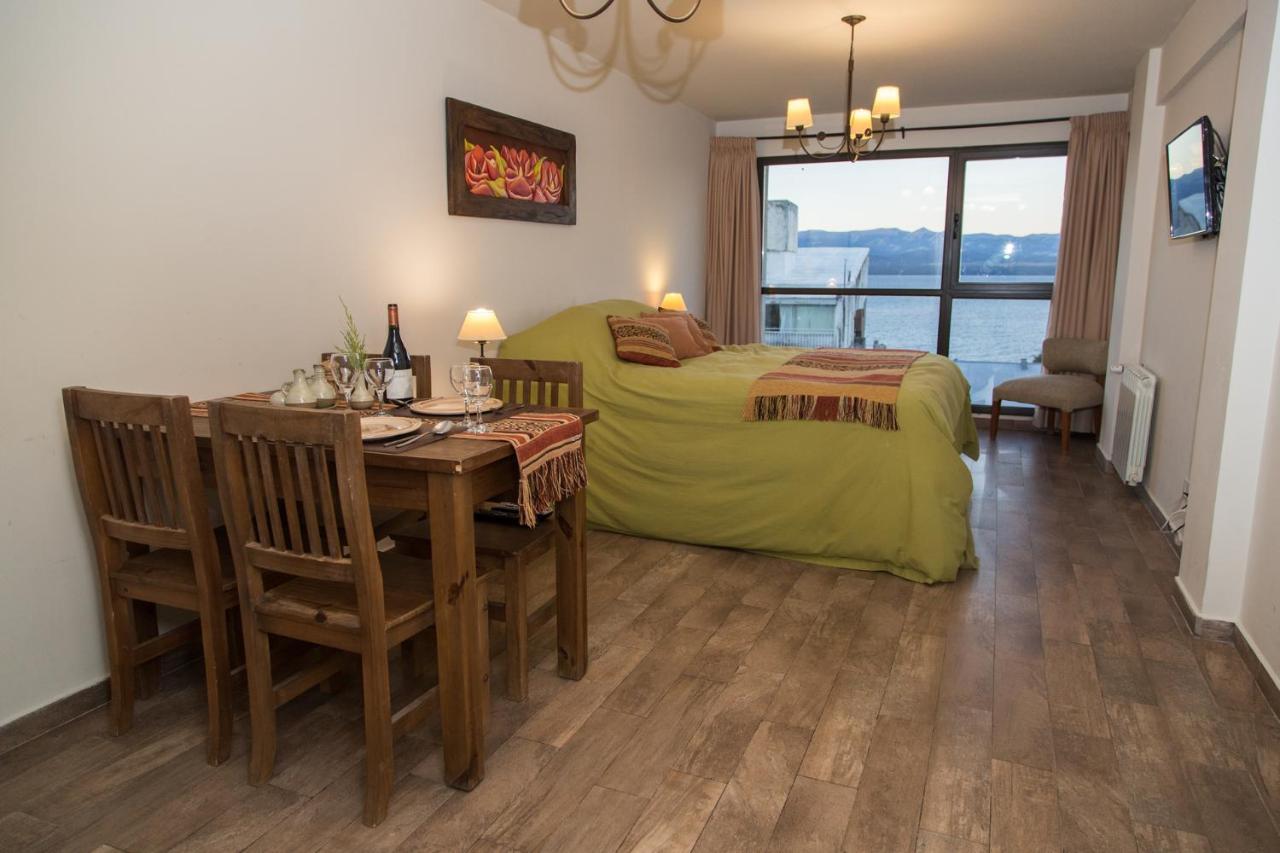 Studio Bariloche Luaran gambar