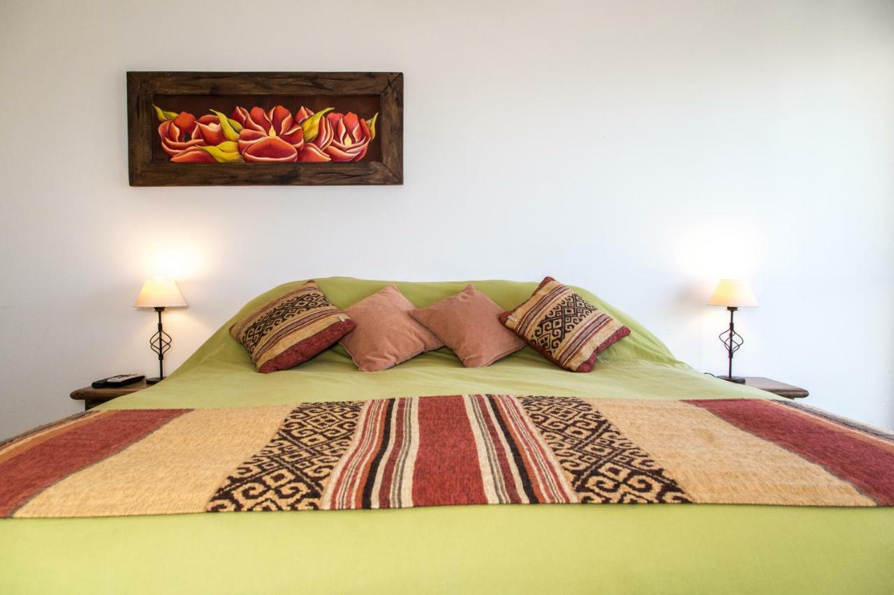 Studio Bariloche Luaran gambar