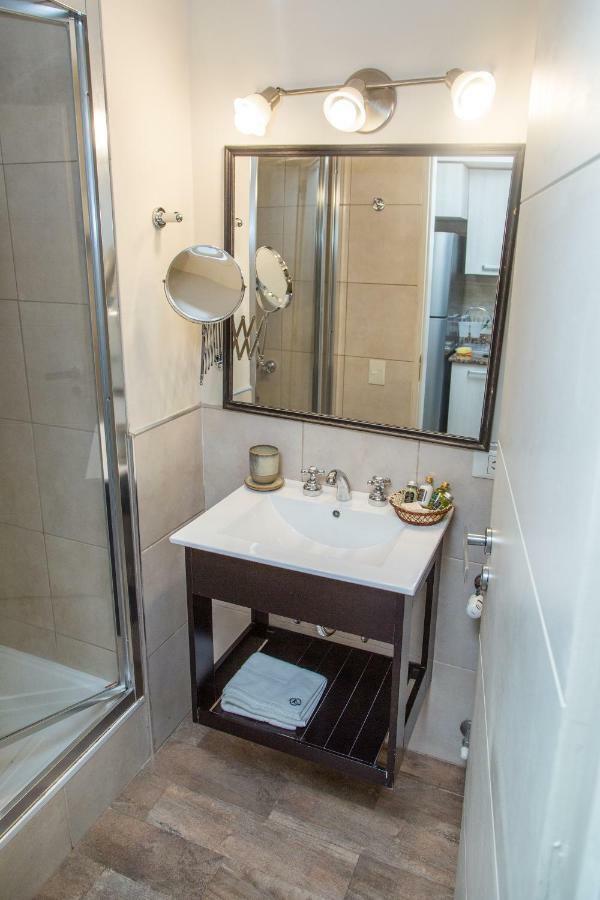 Studio Bariloche Luaran gambar